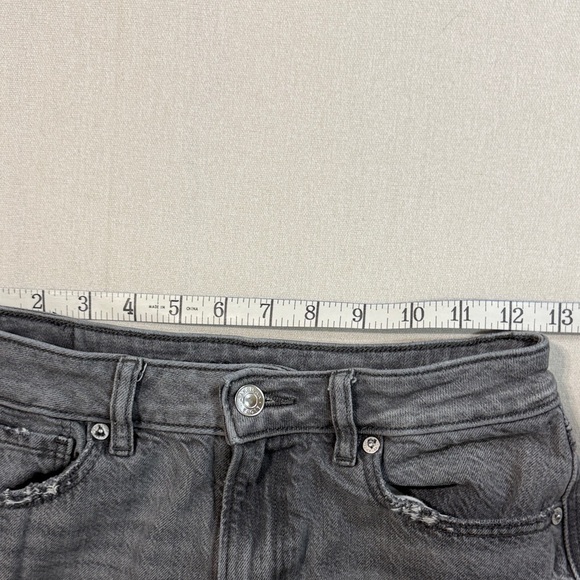 American Eagle Outfitters Gray Distressed Cropped Jeans - Picture 4 of 8